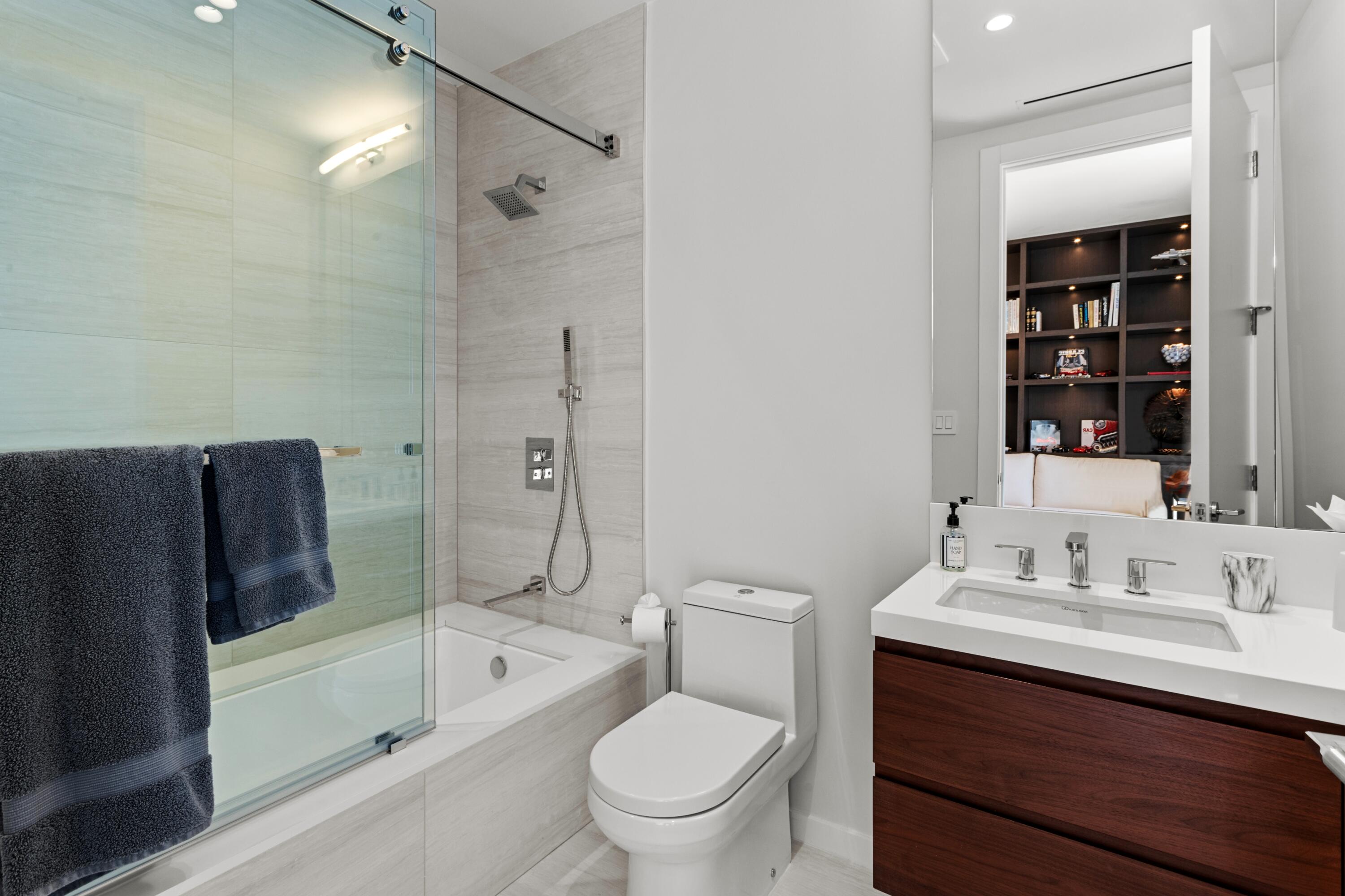 200 Southeast Mizner Boulevard, Unit 518 Boca Raton, FL 33432 - Photo 30 of 62 BATH 3