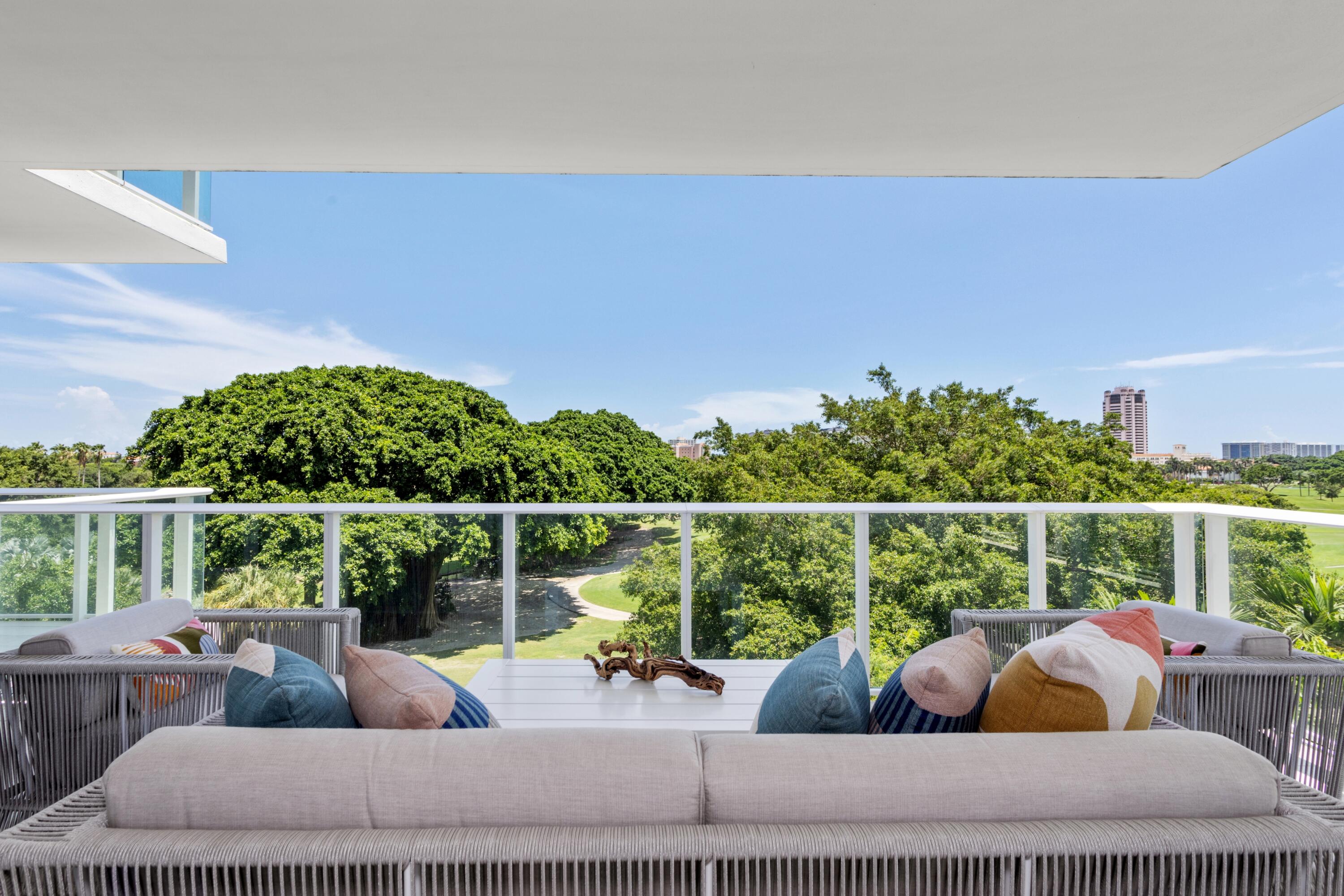 200 Southeast Mizner Boulevard, Unit 518 Boca Raton, FL 33432 - Photo 3 of 62 BALCONY