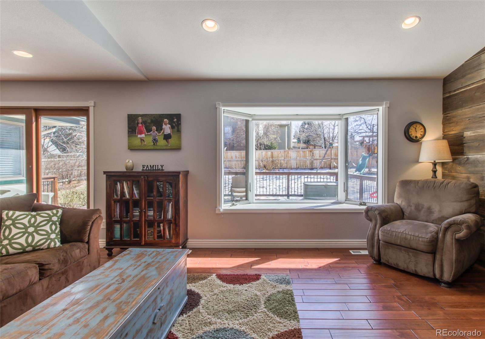 8752 South Elk Street Highlands Ranch, CO 80126 - Photo 7 of 34 Gallery Image 7