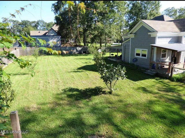 $130,000 | 1057 Oak Avenue, McComb, MS 39648