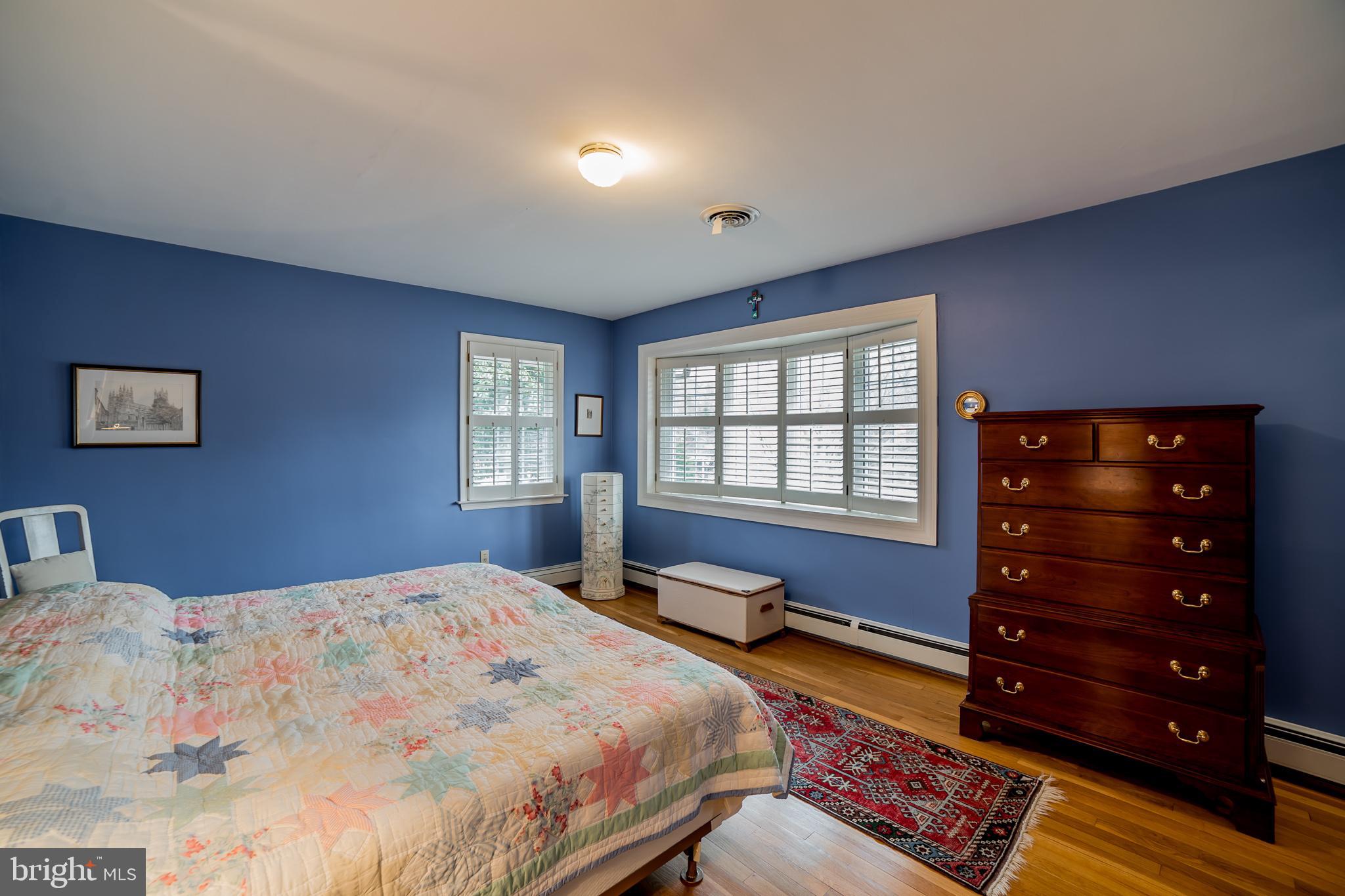 6123 Haddon Hall Road Baltimore, MD 21212 - Photo 12 of 27 large master bedroom with bow window