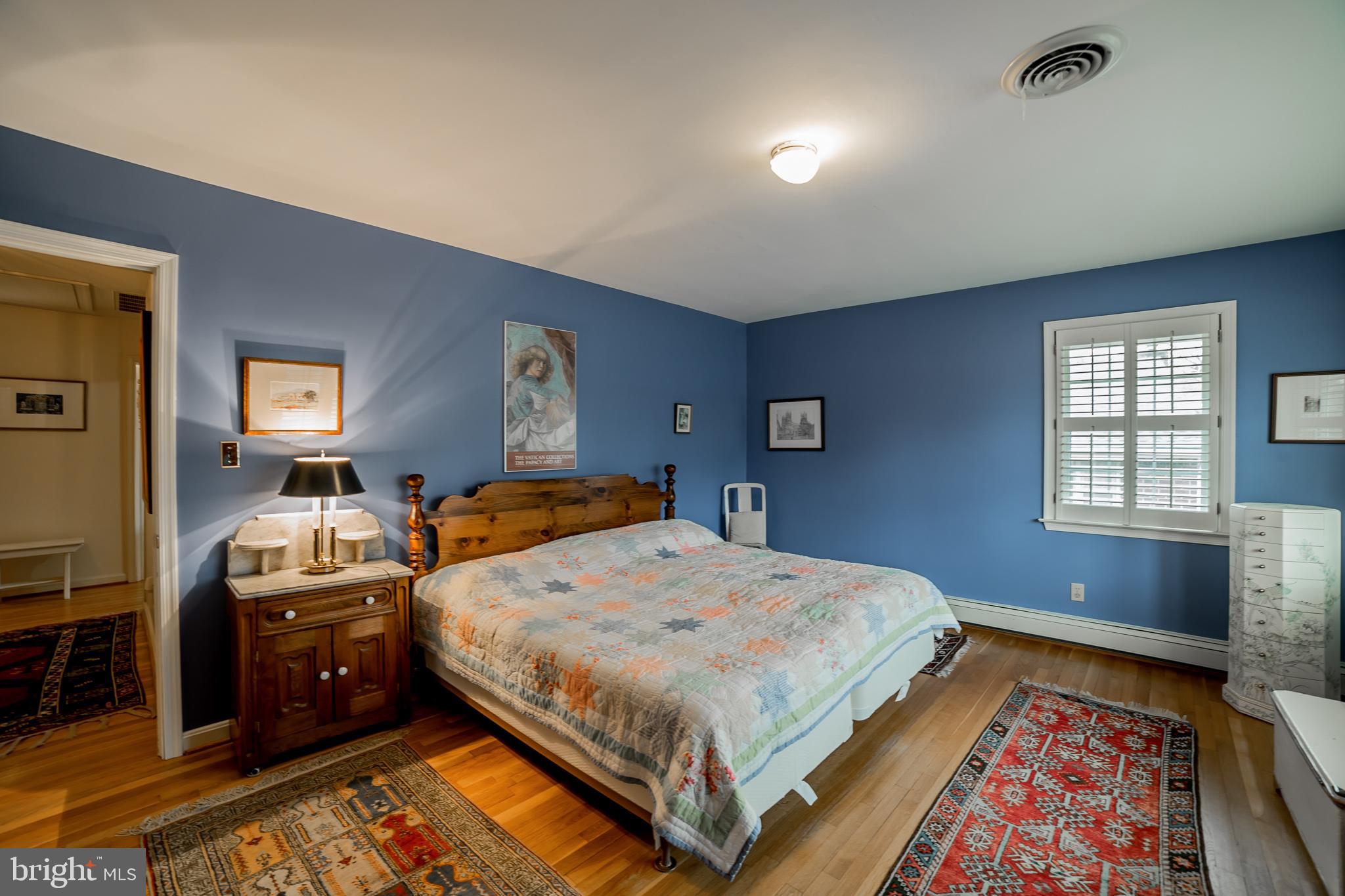 6123 Haddon Hall Road Baltimore, MD 21212 - Photo 14 of 27 large master bedroom