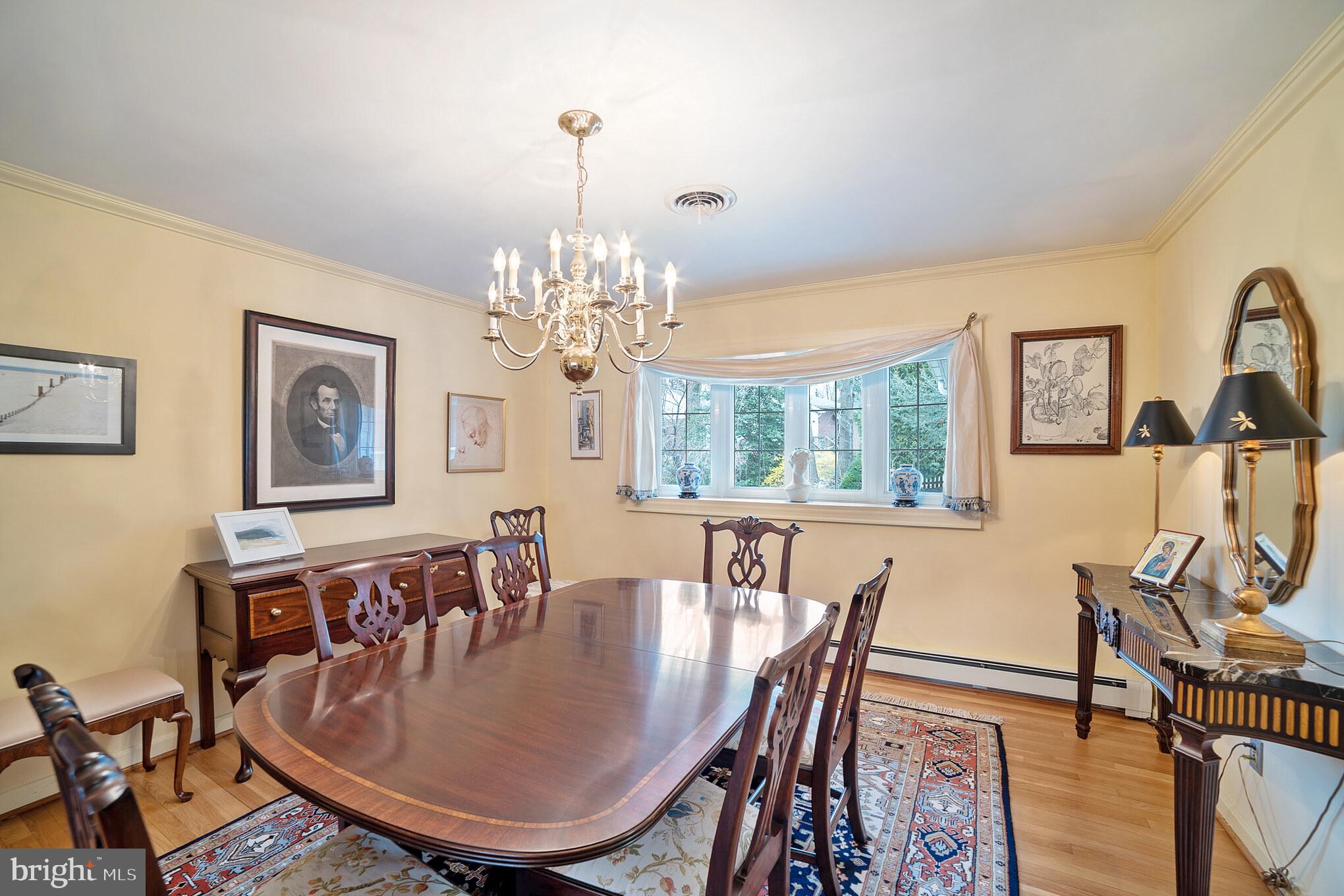6123 Haddon Hall Road Baltimore, MD 21212 - Photo 6 of 27 dining room with bow window