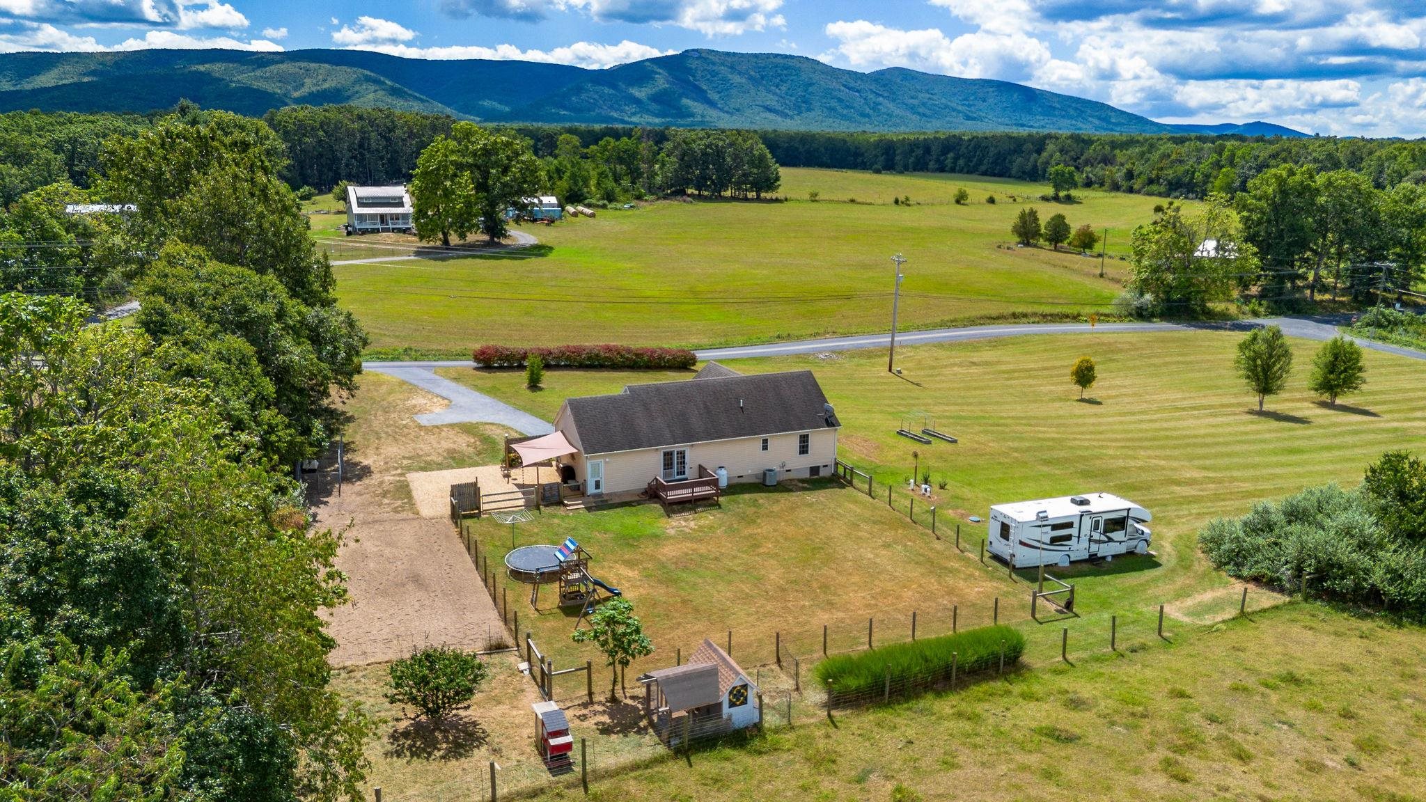 2035 Cold Springs Road Stuarts Draft, VA 24477 - Photo 41 of 43
