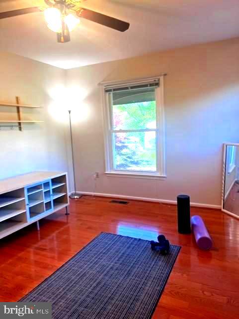 9162 Rockefeller Lane Springfield, VA 22153 - Photo 26 of 45 Bedroom 1