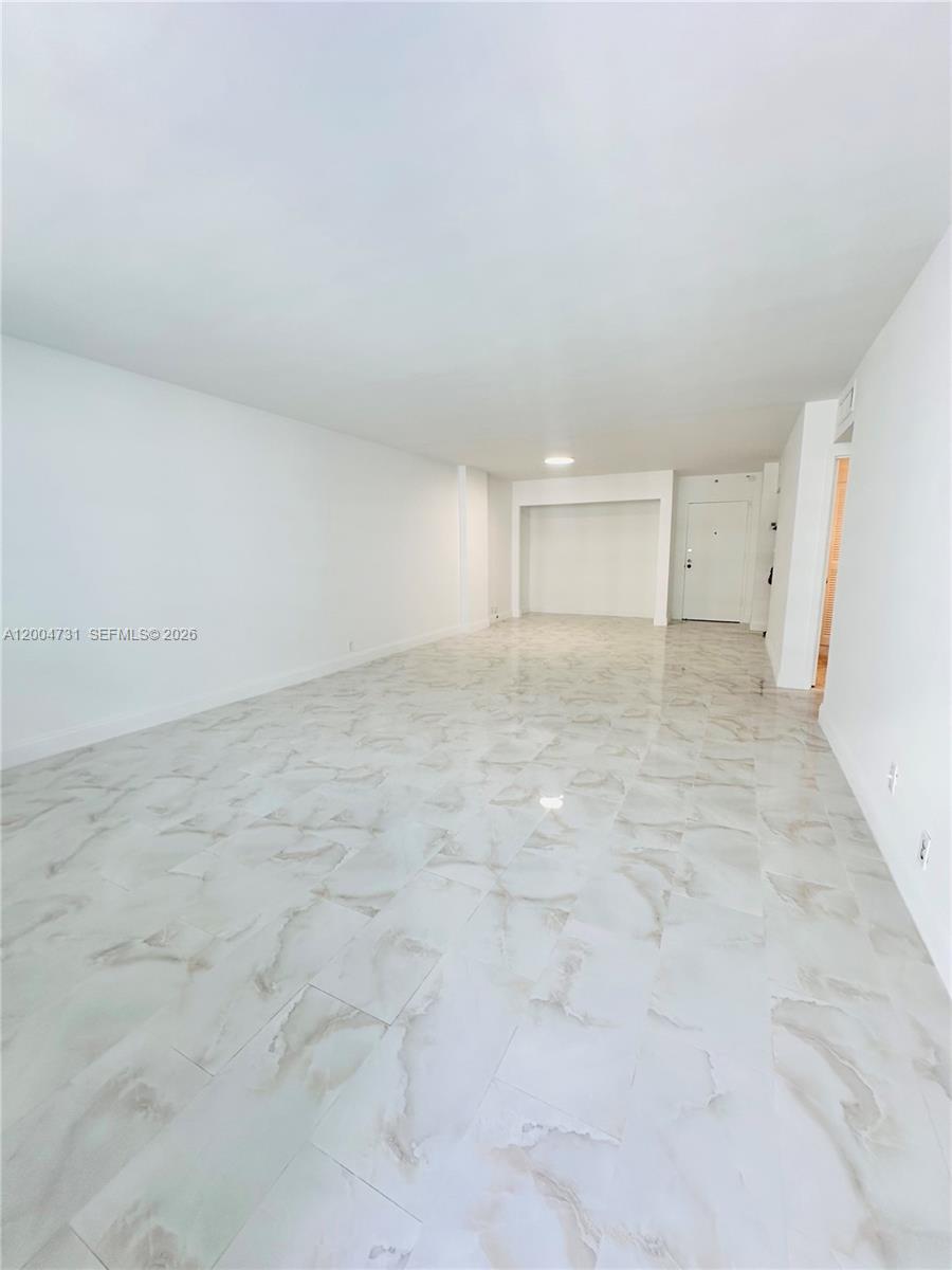 9511 Collins Avenue, Unit 1001 Surfside, FL 33154 - Photo 13 of 34