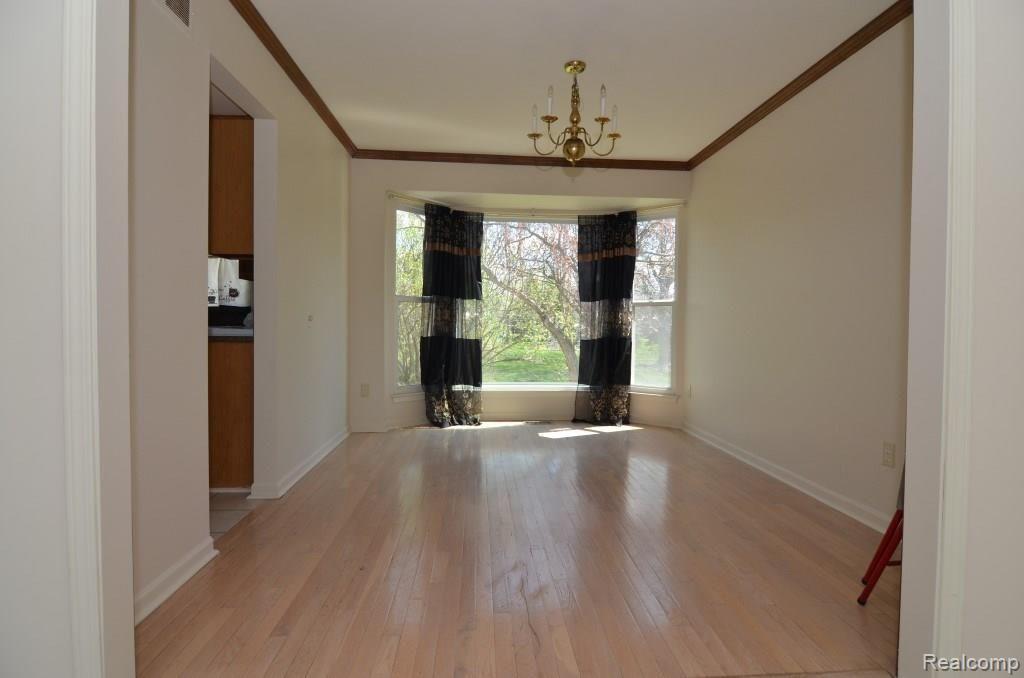 1668 Ridgecrest Rochester Hills, MI 48306 - Photo 12 of 31