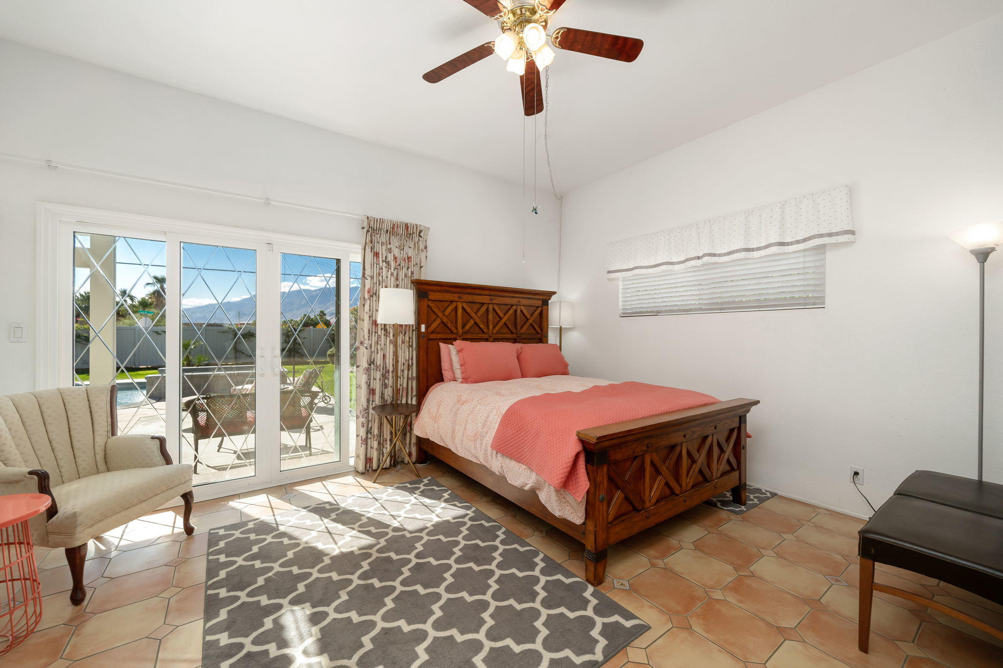 477 East Vía Colusa Palm Springs, CA 92262 - Photo 32 of 49 32-web-or-mls-MGColusa0121_032