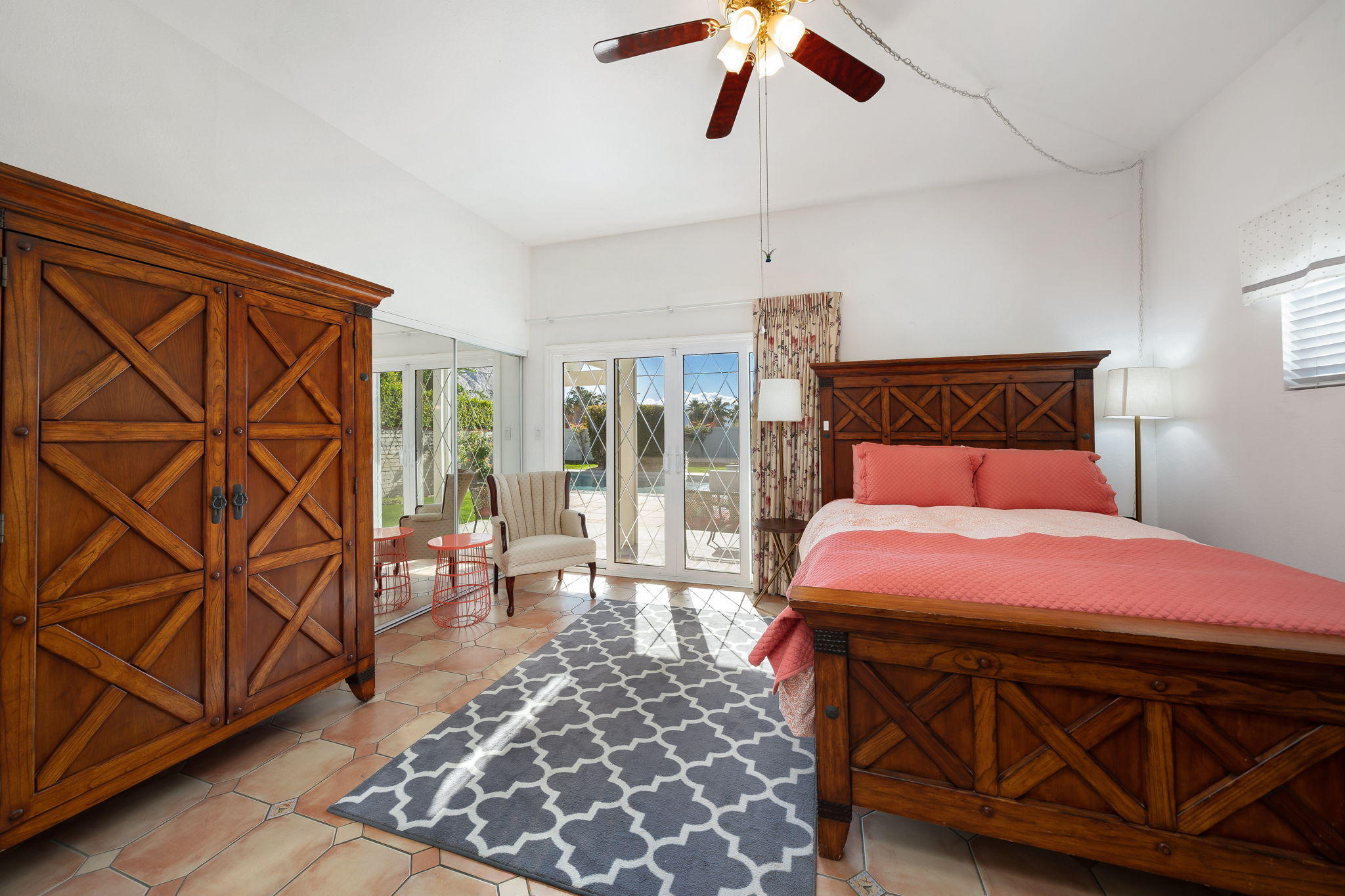 477 East Vía Colusa Palm Springs, CA 92262 - Photo 33 of 49 33-web-or-mls-MGColusa0121_033