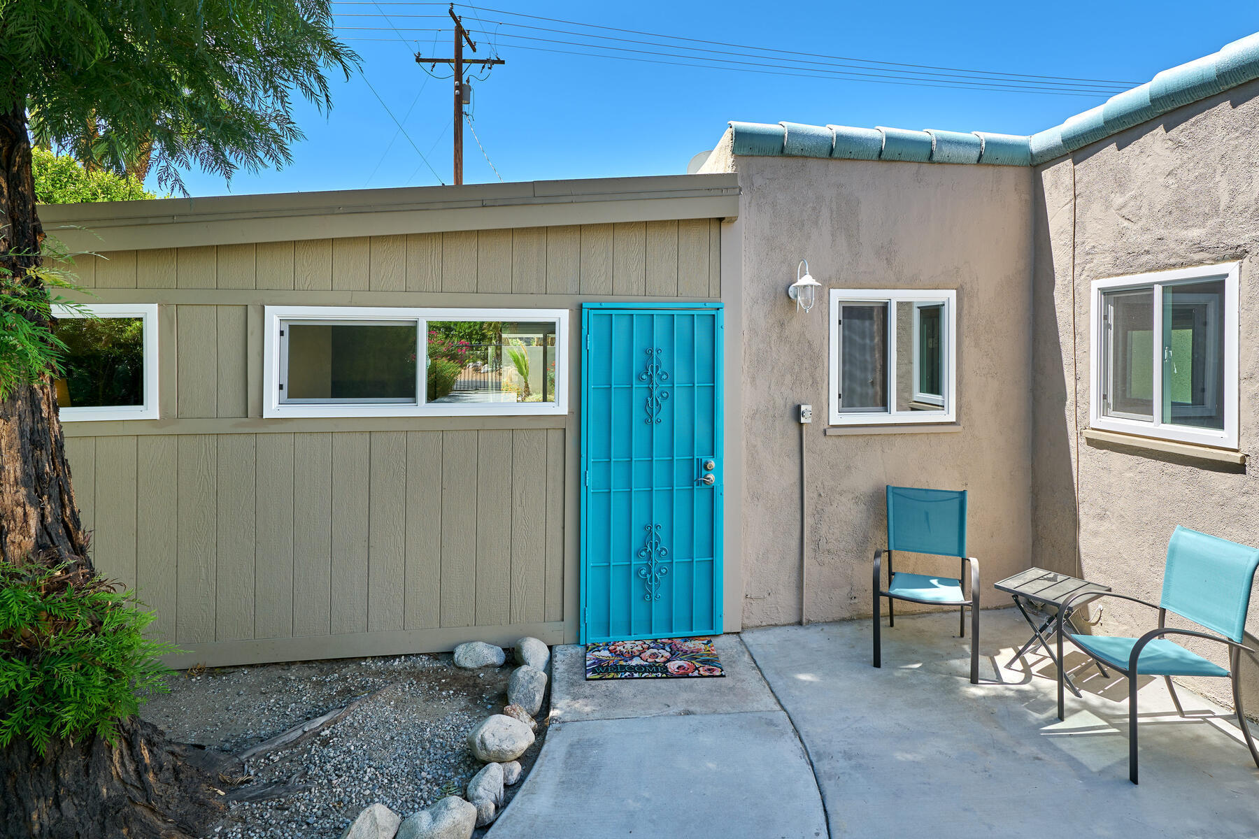 477 East Vía Colusa Palm Springs, CA 92262 - Photo 39 of 49 477 E Va Colusa-003-080-Guest03-MLS_Size