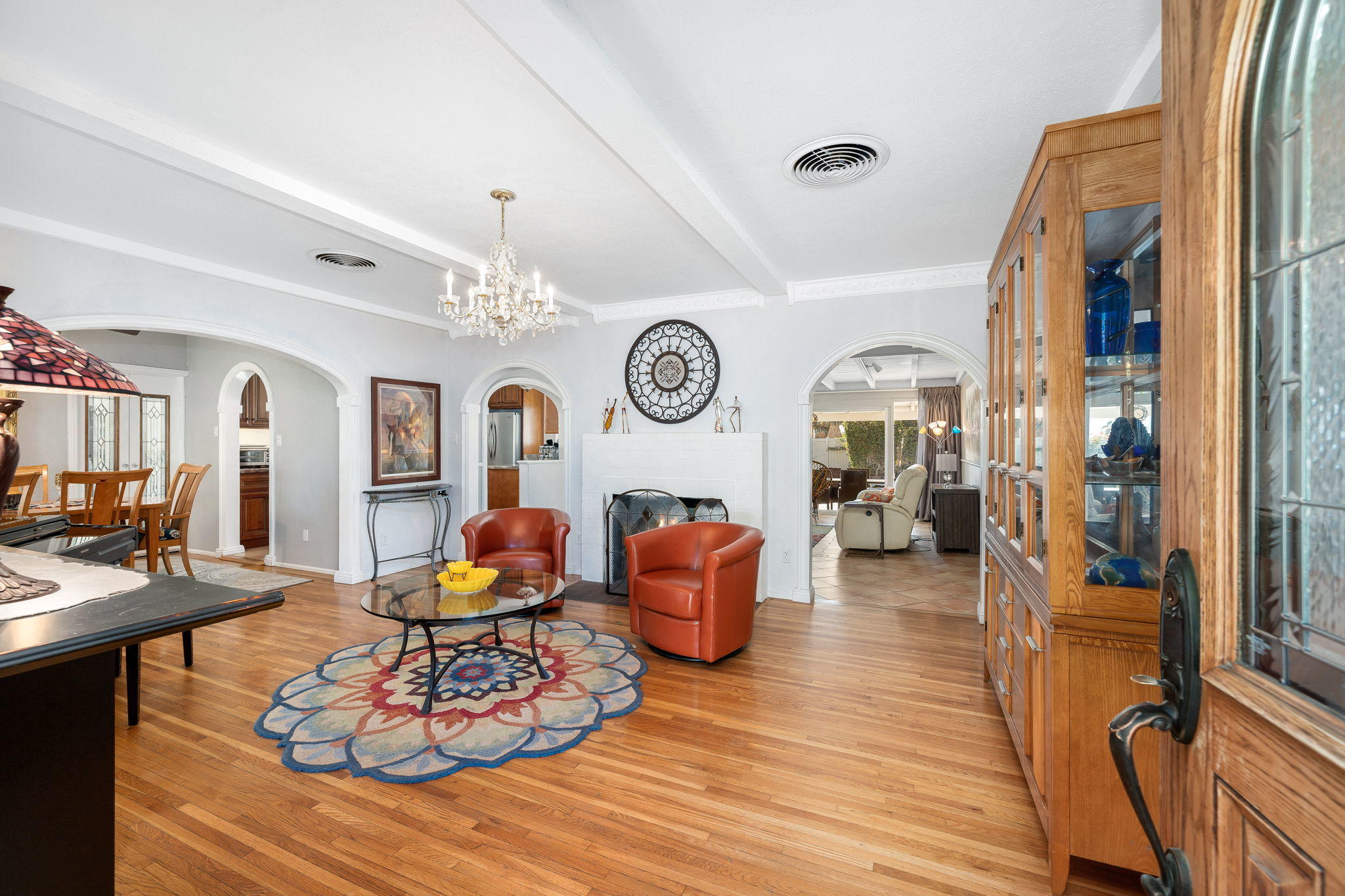 477 East Vía Colusa Palm Springs, CA 92262 - Photo 10 of 49 10-web-or-mls-MGColusa0121_010