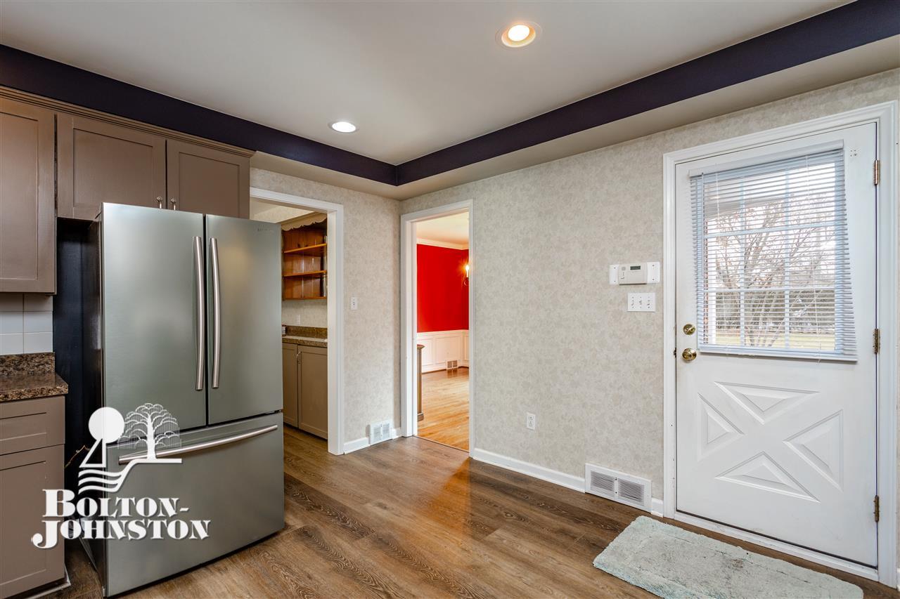 376 Moross Road Grosse Pointe Farms, MI 48236 - Photo 9 of 62