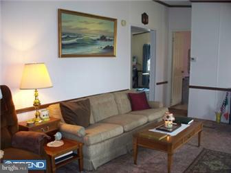 422 Ranee Loop Bear, DE 19701 - Photo 5 of 12 Living Room