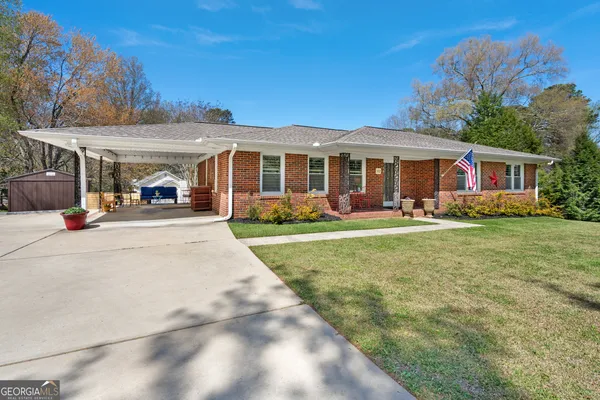 $440,800 | 522 Hickory Street, Bremen, GA 30110