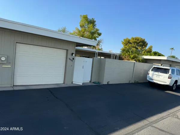 $190,000 | 10038 West Lancaster Drive, Sun City, AZ 85351