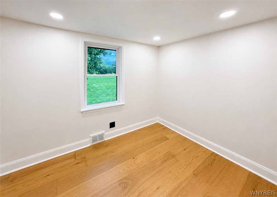6921 Bear Ridge Road Pendleton, NY 14120 - Photo 35 of 43 4th bedroom