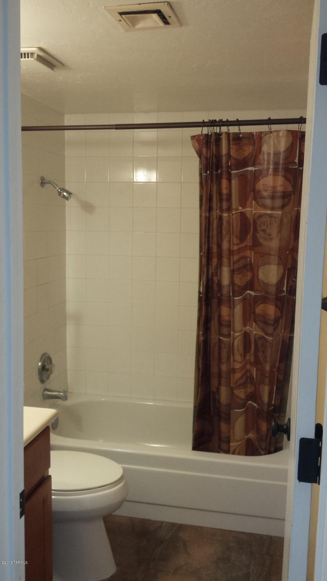 3750 North Country Club Road, Unit 71 Tucson, AZ 85716 - Photo 9 of 29