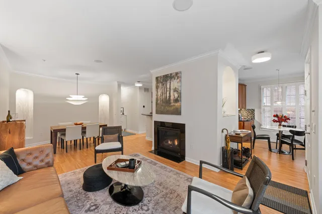 $3,295 | 1008 Portland Avenue, Minneapolis, MN 55404