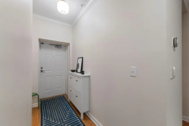 $3,295 | 1008 Portland Avenue, Minneapolis, MN 55404