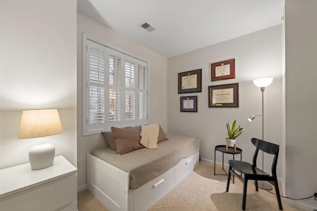 $3,295 | 1008 Portland Avenue, Minneapolis, MN 55404