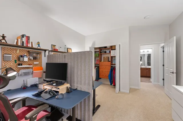 $3,295 | 1008 Portland Avenue, Minneapolis, MN 55404