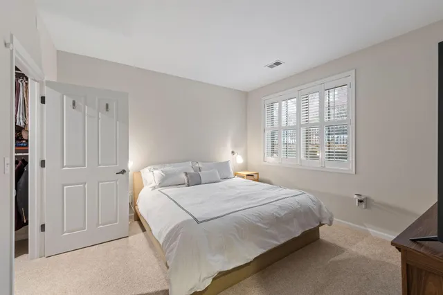 $3,295 | 1008 Portland Avenue, Minneapolis, MN 55404