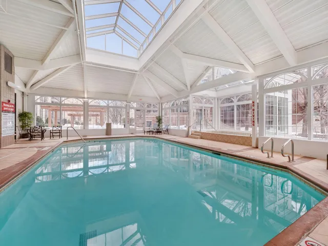 $3,295 | 1008 Portland Avenue, Minneapolis, MN 55404