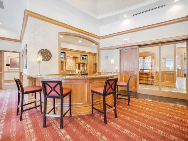 $3,295 | 1008 Portland Avenue, Minneapolis, MN 55404