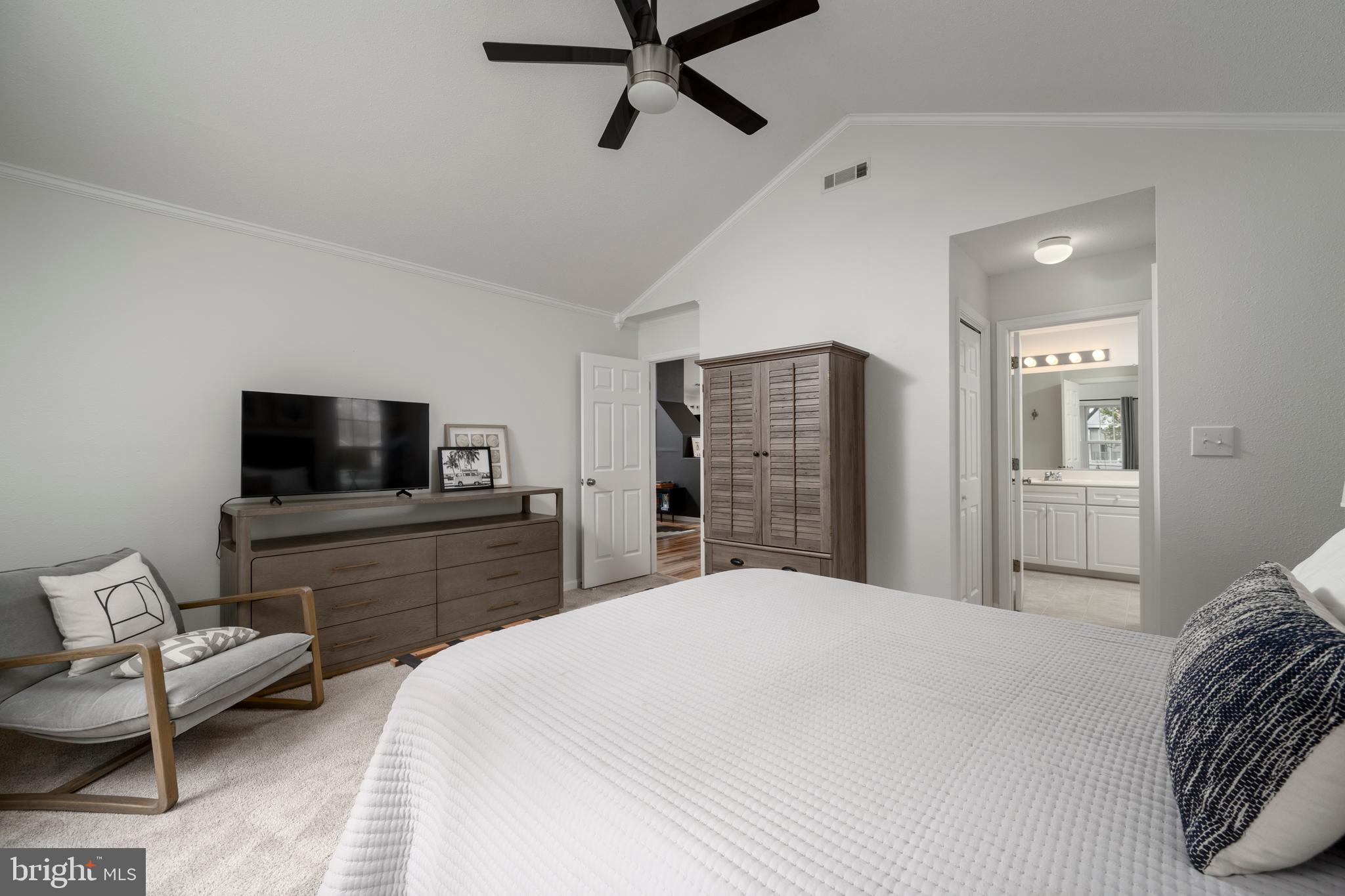 14 Woods Circle Ocean View, DE 19970 - Photo 20 of 35 Owners Suite