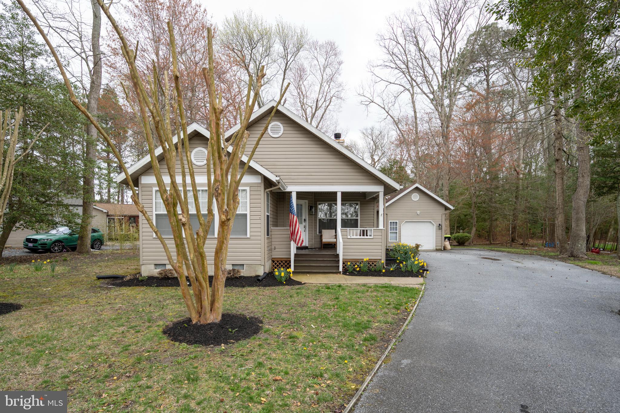 14 Woods Circle Ocean View, DE 19970 - Photo 3 of 35 Front