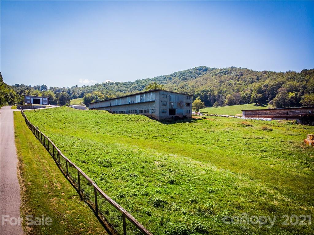 9999 Smith Knolls Road Fairview, NC 28730 - Photo 17 of 18 Gallery Image 17