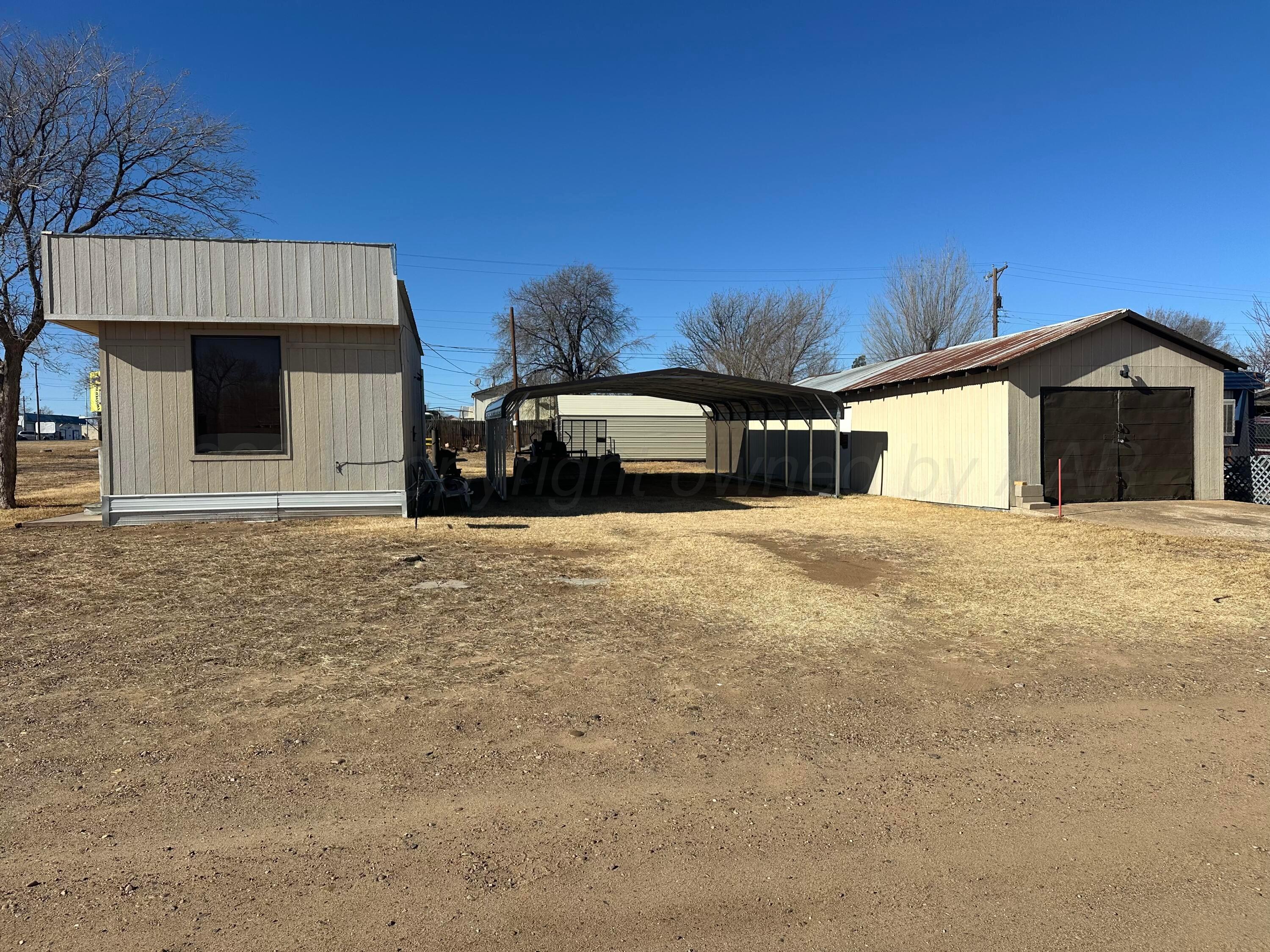 311 Brain Street Borger, TX 79007 - Photo 2 of 13 IMG_2992