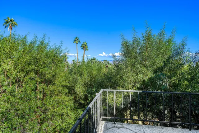 $614,900 | 2014 Southridge Drive, Palm Springs, CA 92264