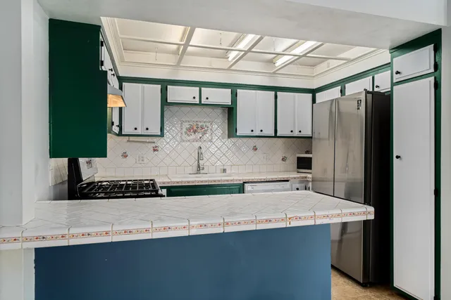 a view of an empty room with window