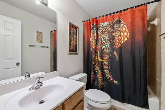 $2,000 | 20980 Waterside Drive, Unit 40, Lago Vista, TX 78645