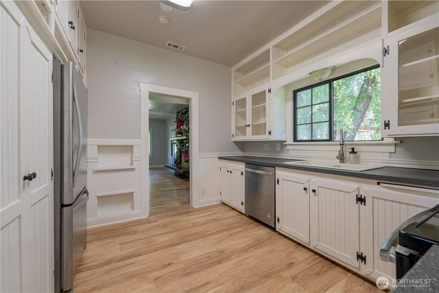 $670,000 | 18005 Burn Road, Arlington, WA 98223