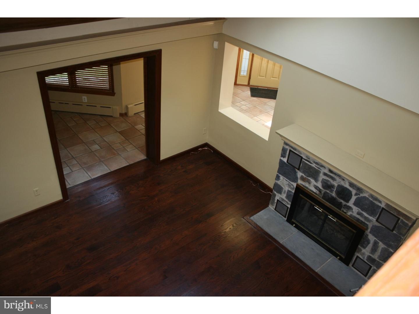 2115 Old Woods Road Green Lane, PA 18054 - Photo 22 of 25 Dining Room