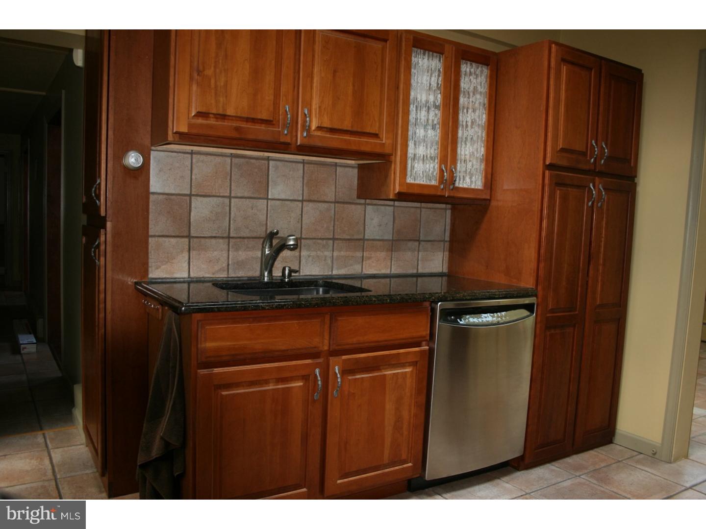 2115 Old Woods Road Green Lane, PA 18054 - Photo 9 of 25 Kitchen