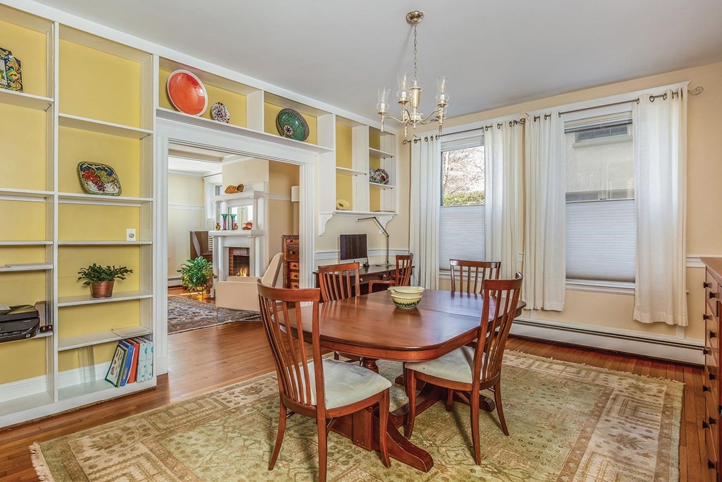 83 Ivy Street, Unit 12 Brookline, MA 02446 - Photo 3 of 7
