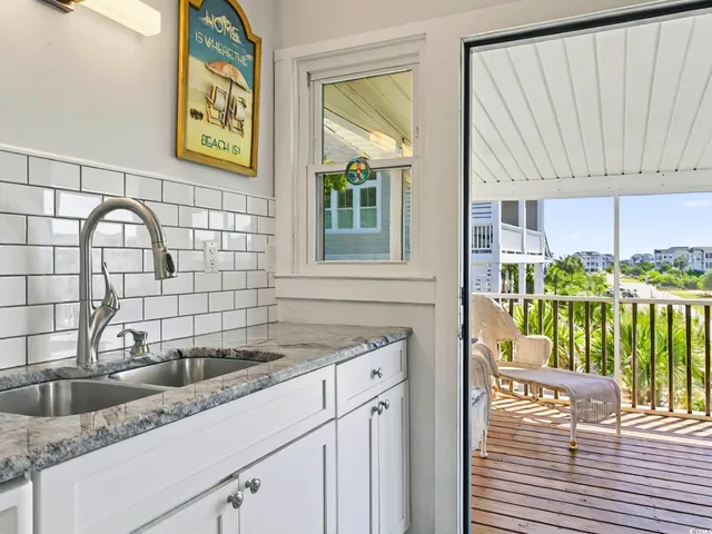 $720,000 | 118 Seaside Drive, Holden Beach, NC 28462