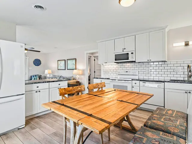 $720,000 | 118 Seaside Drive, Holden Beach, NC 28462