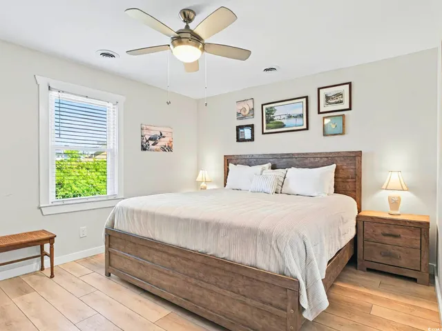 $720,000 | 118 Seaside Drive, Holden Beach, NC 28462