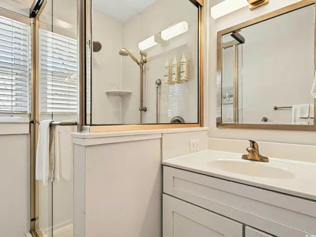 $720,000 | 118 Seaside Drive, Holden Beach, NC 28462