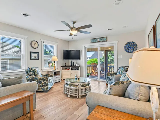 $720,000 | 118 Seaside Drive, Holden Beach, NC 28462