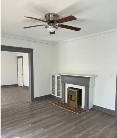 $1,000 | 2260 Hemphill Street, Fort Worth, TX 76110