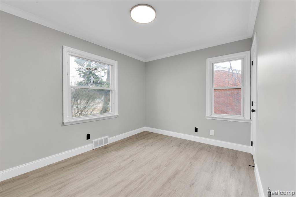 4354 East 10 Mile Road Warren, MI 48091 - Photo 16 of 24