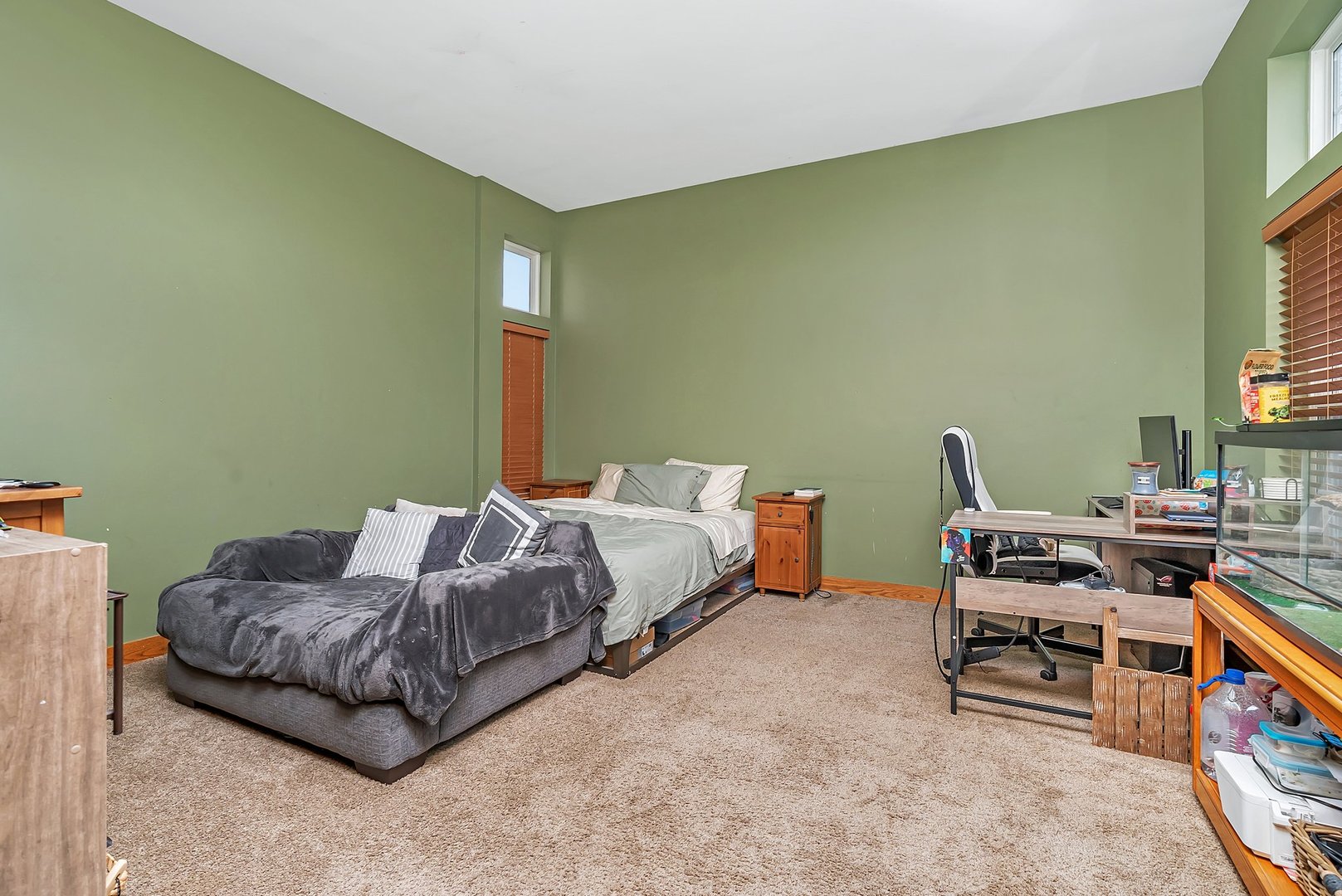 27039 West Hemlock Road Channahon, IL 60410 - Photo 18 of 41 a bedroom with bed and a window