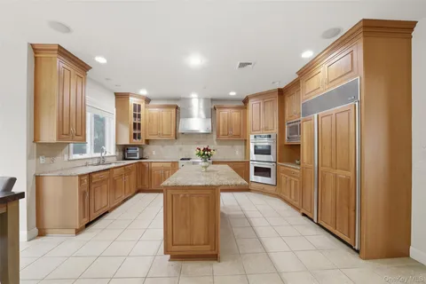 $2,795,000 | 19 Shelley Lane, West Harrison, NY 10604