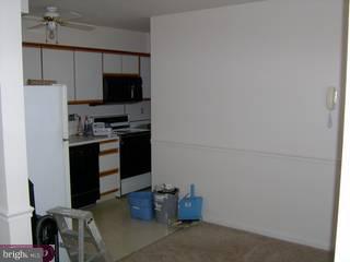 383 Lakeside Road, Unit 306 Ardmore, PA 19003 - Photo 2 of 6 Gallery Image 2