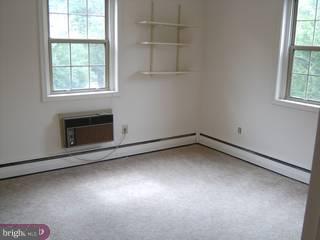 383 Lakeside Road, Unit 306 Ardmore, PA 19003 - Photo 5 of 6 Gallery Image 5